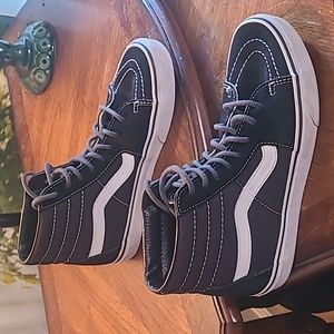 Classic Vans SK8 Hi Reflective athletic sneaker Mens 7.5 womens 9 skater shoes